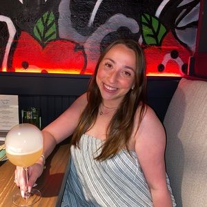 Meet your Posher, Mara